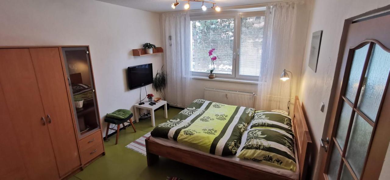 Apartman V Jihlava City Buitenkant foto